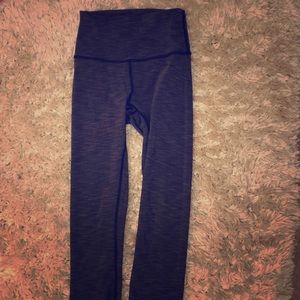 Cute cropped lululemon leggings!